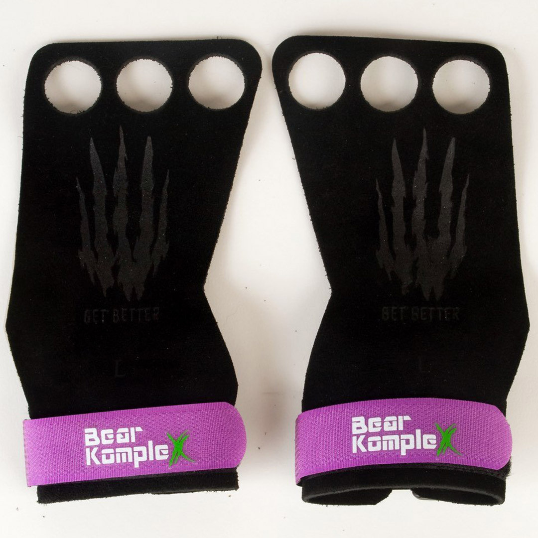 Bear KompleX 3hole Hand Grips Purple i gruppen Träningsredskap & Utrustning / Dragremmar & Grepp hos Proteinbolaget (PB-01238)