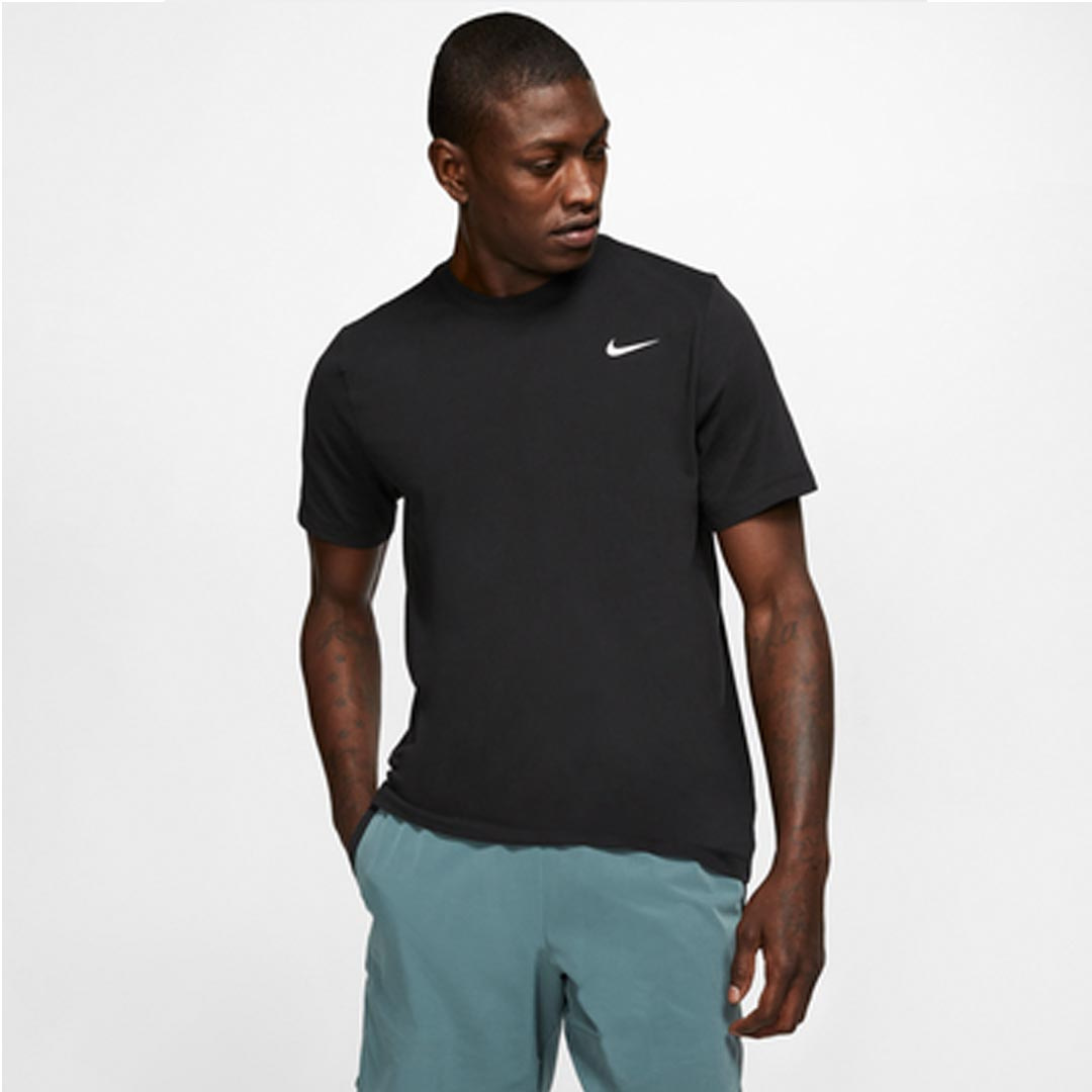 Nike Dri-FIT T-Shirt Black i gruppen Träningskläder / T-shirt hos Proteinbolaget (PB-194)